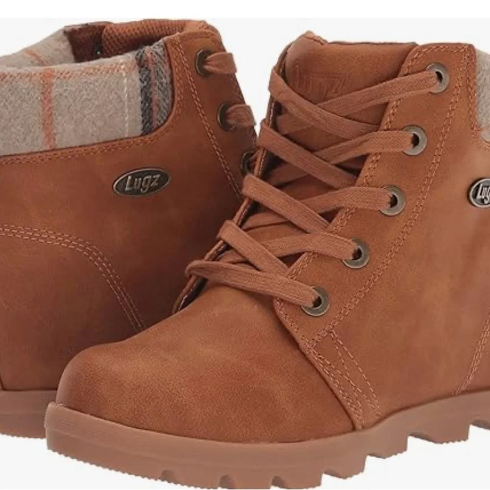 Lugz Tan Lace-Up Wedge Boots